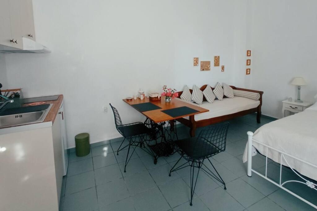 Estia Κατάλυμα Στο Μύρτος Exterior photo